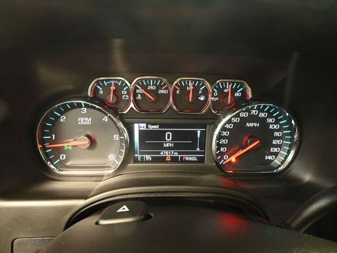 Used 2018 Chevrolet Tahoe LT w/ Skid Plate Package image 35