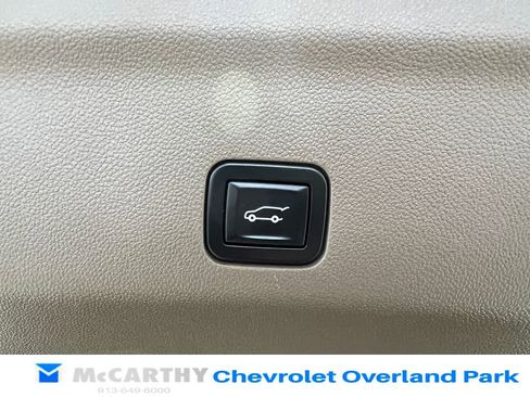 Used 2021 GMC Yukon Denali w/ Denali Premium Package AWD/4WD image 35