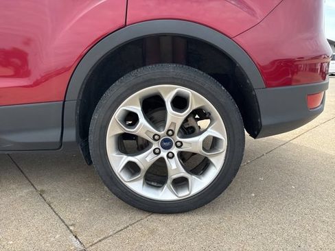 Used 2016 Ford Escape Titanium w/ Equipment Group 301A FWD image 11