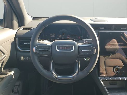 New 2026 GMC Terrain AT4 w/ Convenience Package III image 23