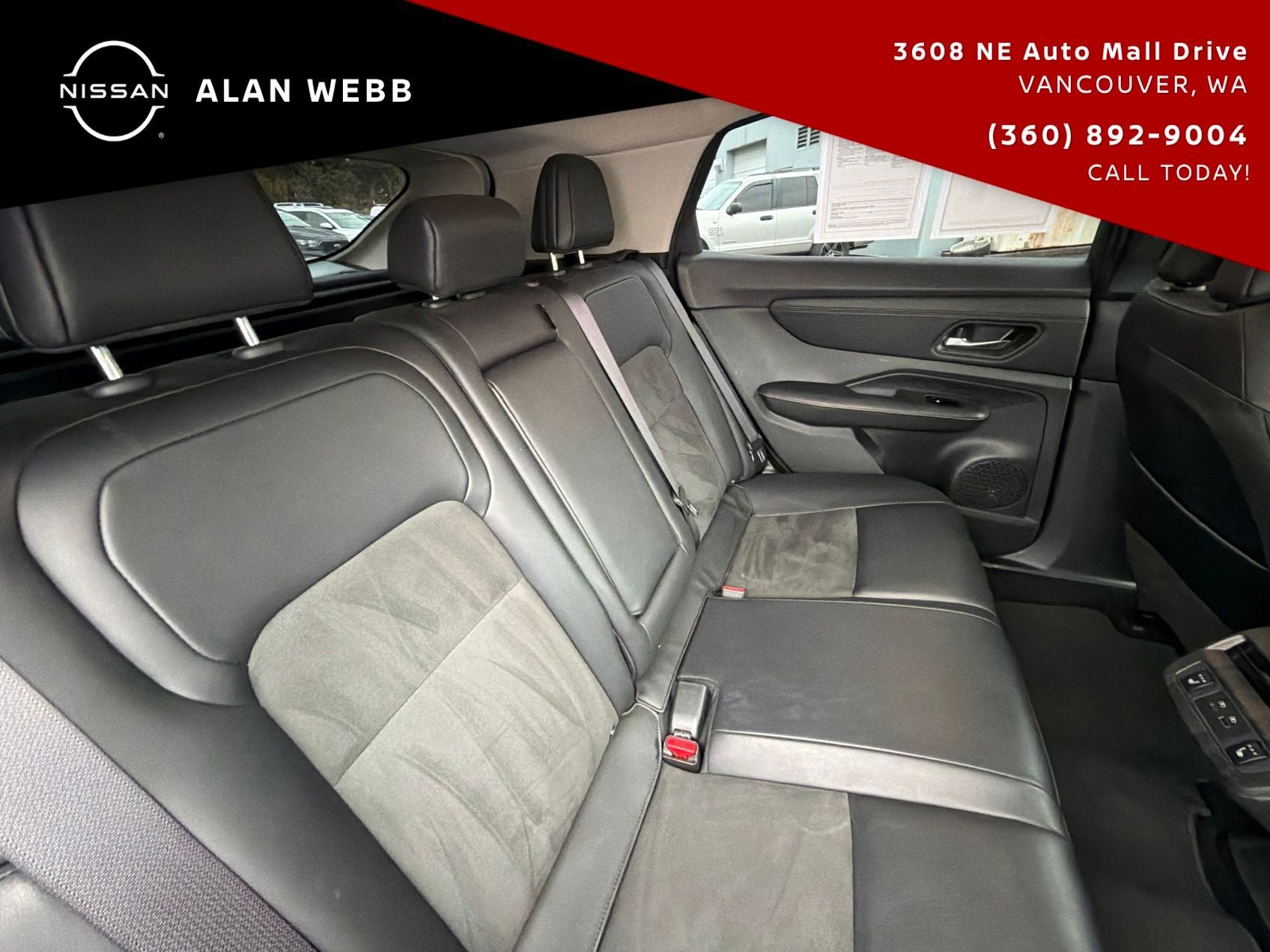 Used 2024 Nissan Ariya FWD image 25