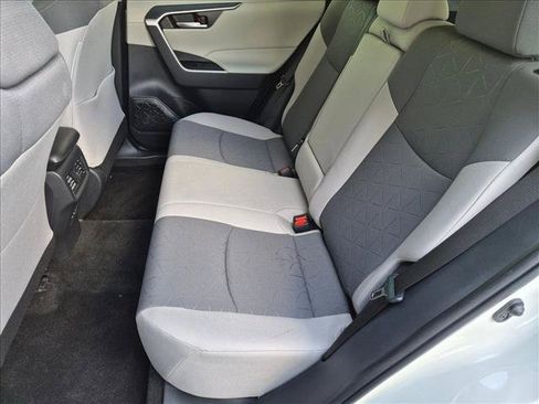 Used 2023 Toyota RAV4 XLE FWD image 18