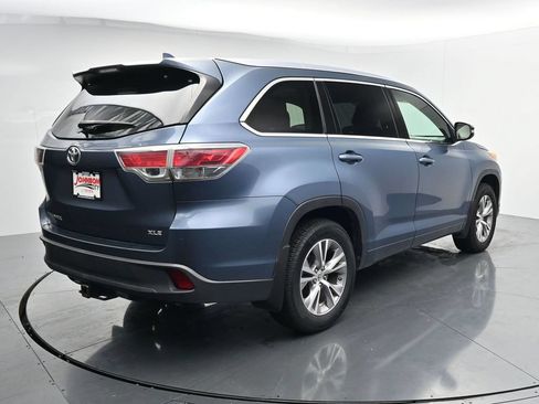 Used 2015 Toyota Highlander XLE FWD image 7