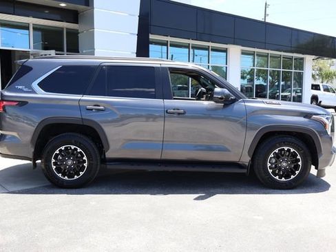 Used 2025 Toyota Sequoia SR5 w/ SR5 Premium Package AWD/4WD image 10