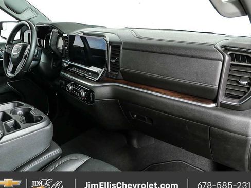 Certified 2025 GMC Sierra 1500 SLT AWD/4WD image 22