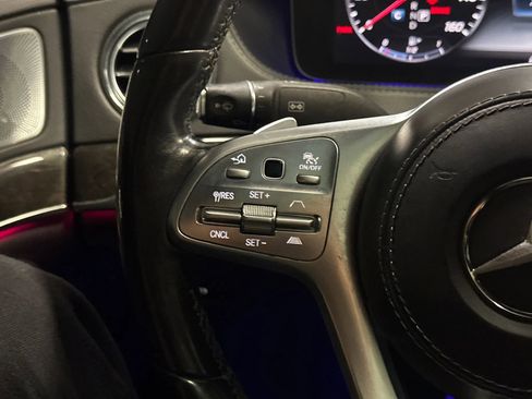 Used 2018 Mercedes-Benz S 560 Sedan image 29