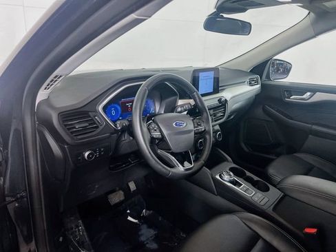 Used 2022 Ford Escape SEL w/ Technology Package AWD/4WD image 11