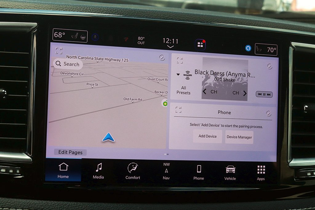 Used 2025 Chrysler Pacifica Limited FWD image 29