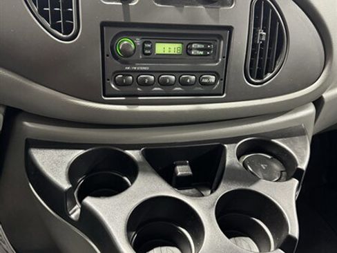 Used 2007 Ford E-350 and Econoline 350 XLT image 17