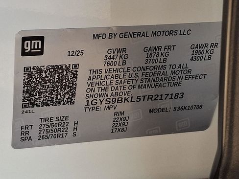 New 2026 Cadillac Escalade Luxury w/ LPO, Floor Liner Package image 9