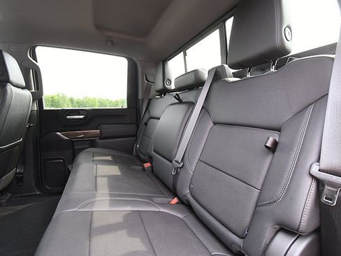 Used 2022 Chevrolet Silverado 2500 LT w/ Convenience Package AWD/4WD image 11