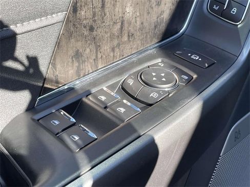 New 2025 Ford F250 Lariat w/ Lariat Ultimate Package image 14