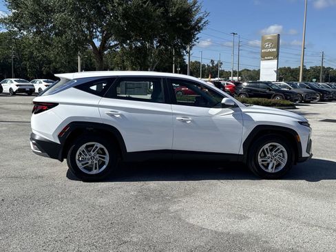 New 2026 Hyundai Tucson SE image 2