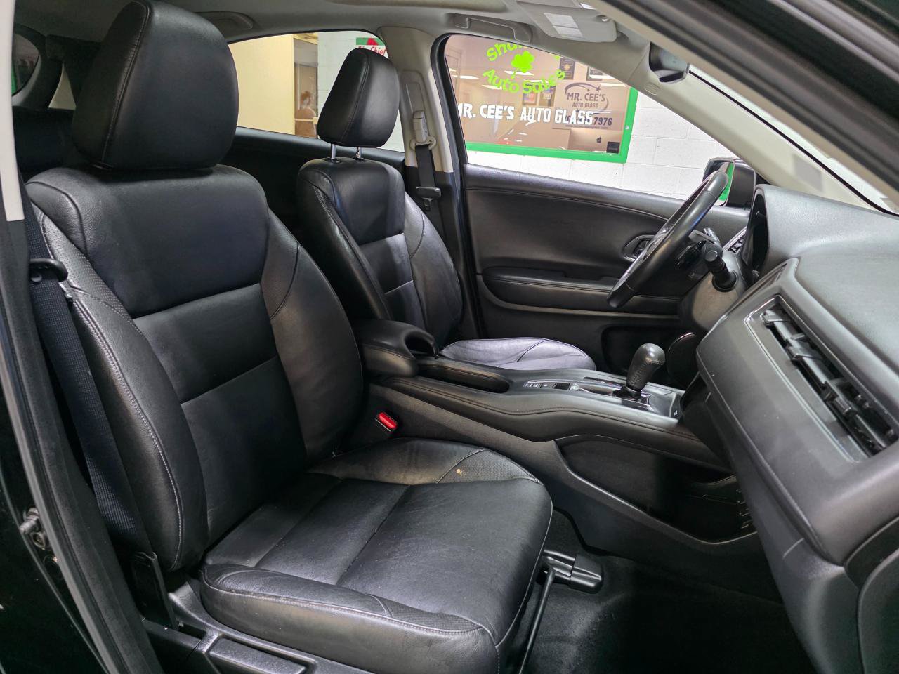 Used 2017 Honda HR-V EX-L image 24