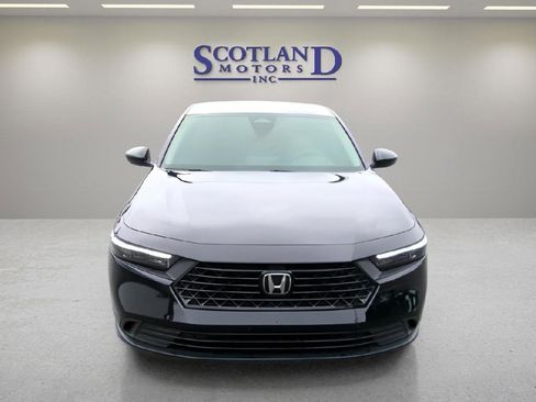 Used 2025 Honda Accord LX image 3