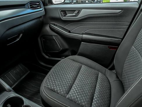 Certified 2023 Ford Escape Active AWD/4WD image 27