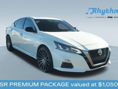 Used 2019 Nissan Altima 2.5 SR w/ SR Premium Package