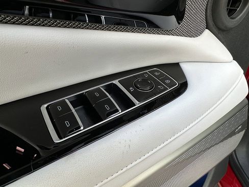 New 2026 Cadillac Optiq Sport 2 image 18