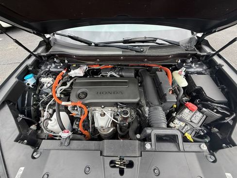 Used 2025 Honda CR-V Sport Touring image 27