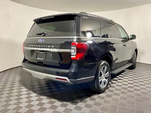 Used 2024 Ford Expedition Limited image 17