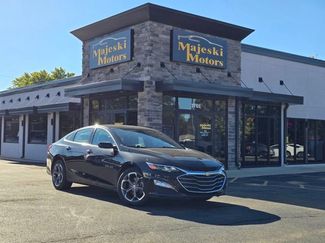 Used 2024 Chevrolet Malibu LT video 1