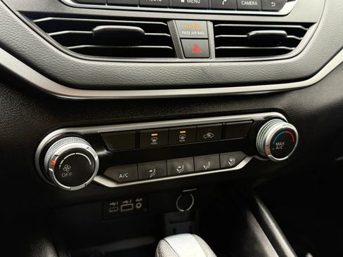 Used 2022 Nissan Altima 2.5 SV image 37