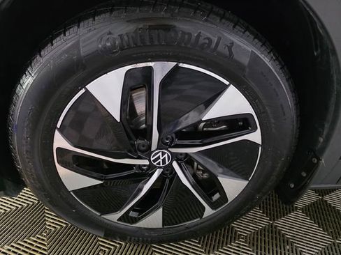 Certified 2022 Volkswagen ID.4 Pro S image 10