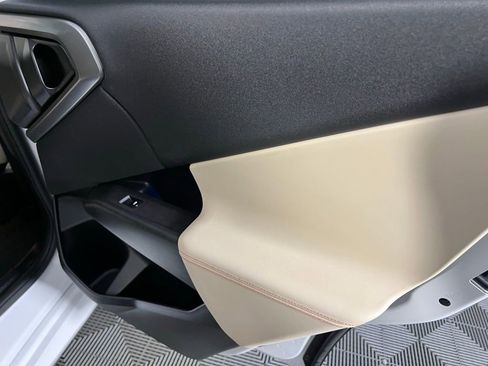 Used 2025 BMW X3 xDrive30i w/ M Sport Package image 30