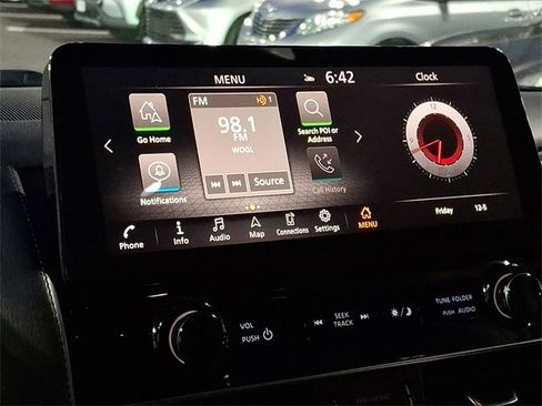 Used 2021 Nissan Armada SV w/ SV Appearance Package image 23