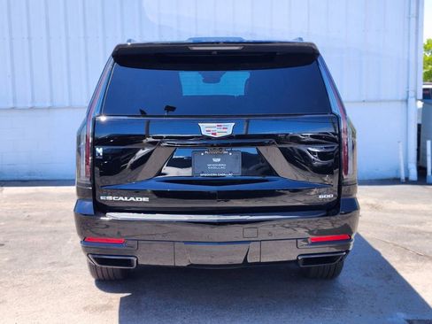 Used 2026 Cadillac Escalade ESV Sport AWD/4WD image 4