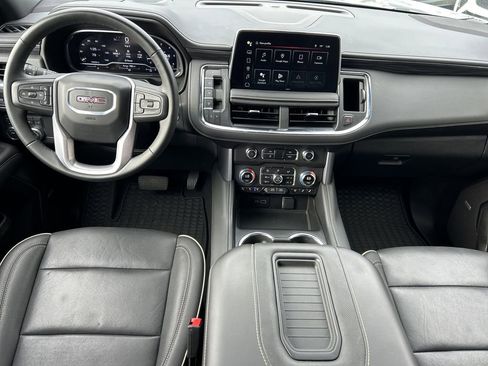 Certified 2024 GMC Yukon XL SLT w/ SLT Luxury Package image 14