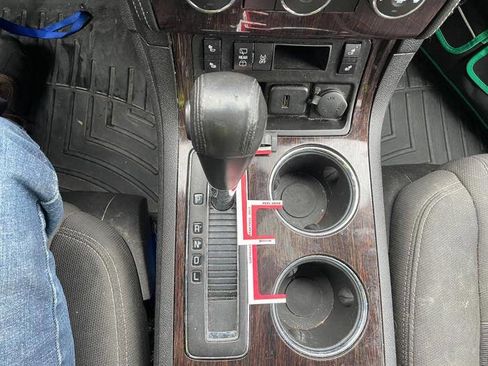 Used 2016 Chevrolet Traverse LT w/ Style and Technology Package image 39