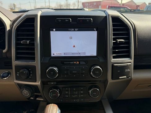 Certified 2018 Ford F150 Lariat image 22