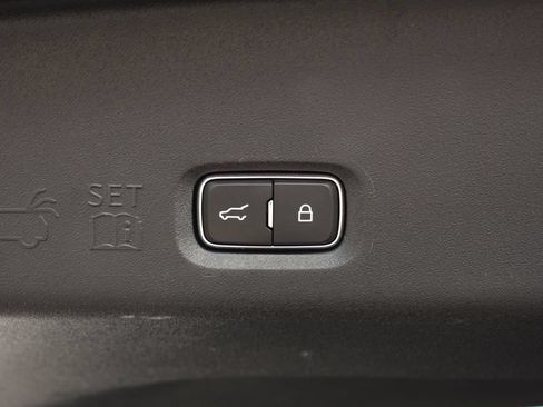 Used 2025 Ford Expedition Platinum AWD/4WD image 33