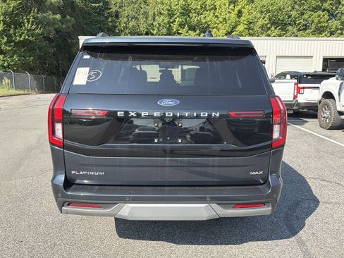 Used 2025 Ford Expedition Max Platinum AWD/4WD image 11