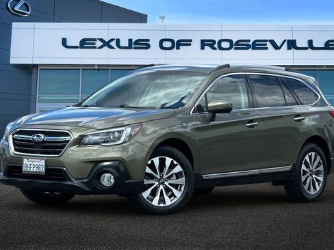 Used 2019 Subaru Outback 2.5i Touring w/ Popular Package #3A AWD/4WD image 1