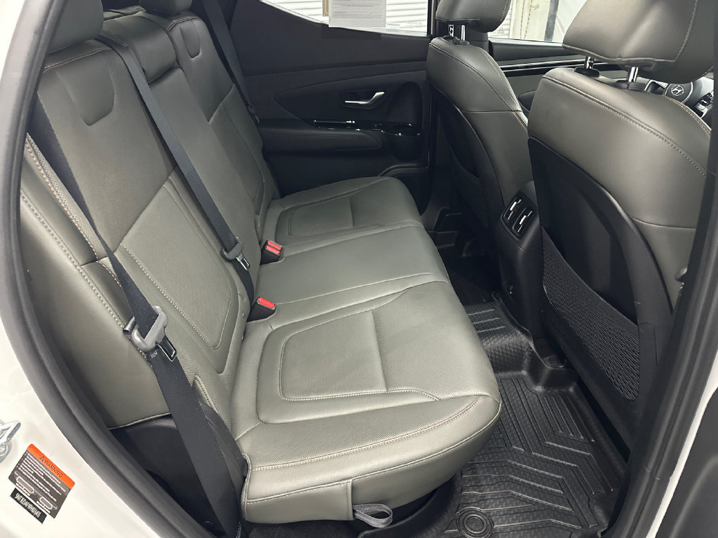 Used 2023 Hyundai Santa Cruz Limited AWD/4WD image 16