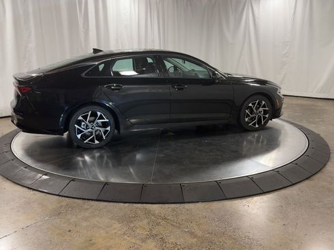 Used 2025 Kia K5 EX image 2