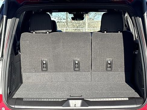 New 2026 Chevrolet Suburban High Country RWD image 29