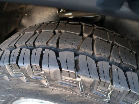 Used 2014 Toyota Tacoma 4x4 Double Cab image 10