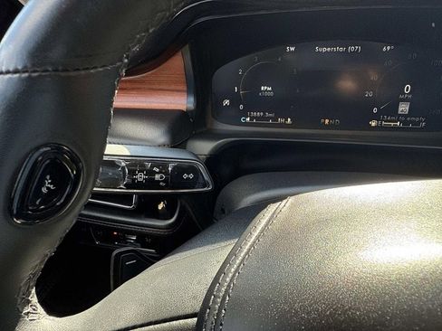 Used 2024 Lincoln Aviator Reserve w/ Elements Package Plus AWD/4WD image 30