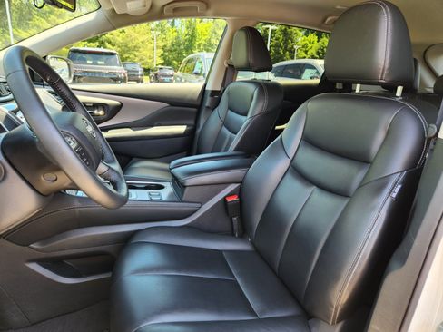 Used 2024 Nissan Murano SV w/ SV Midnight Edition Package AWD/4WD image 10