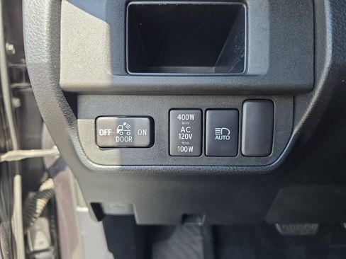 Used 2019 Toyota Tacoma TRD Sport RWD image 21
