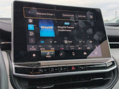 Certified 2024 Jeep Compass Limited image 13