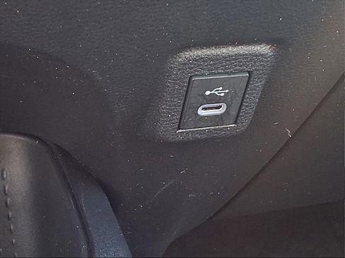 Used 2025 Toyota Corolla LE image 20