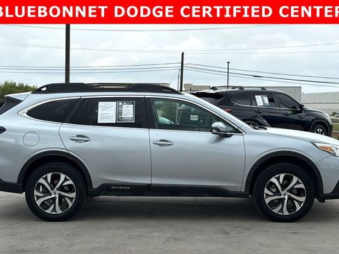 Used 2022 Subaru Outback Limited w/ Tech Package 2 image 4