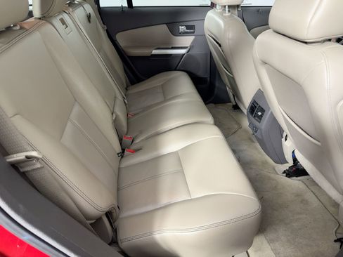 Used 2011 Ford Edge Limited image 29