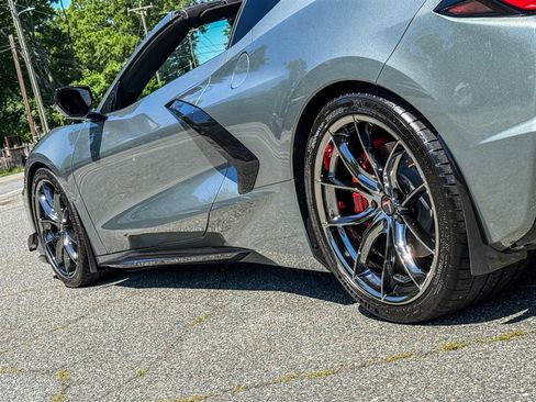 Used 2024 Chevrolet Corvette Stingray Preferred Cpe w/ Stealth Interior Trim Package RWD image 26