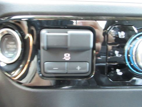 New 2026 GMC Sierra 1500 SLT w/ SLT Premium Plus Package AWD/4WD image 21