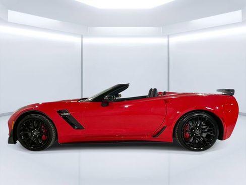 Used 2016 Chevrolet Corvette Z06 w/ 3LZ Preferred Equipment Group image 2